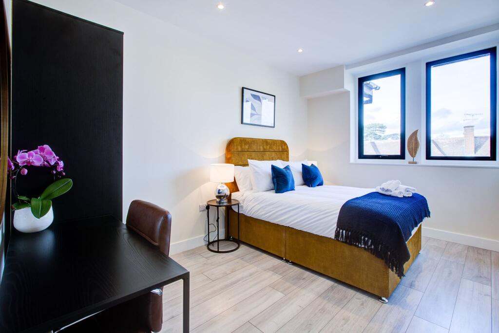 rooms picture