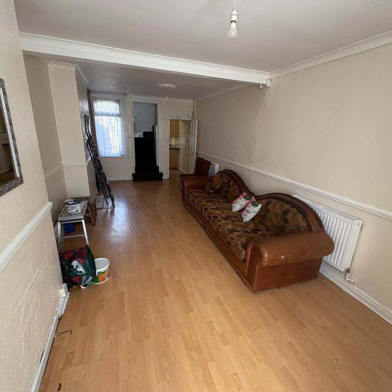 rooms picture