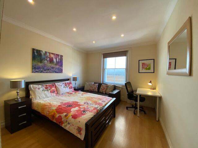 rooms picture
