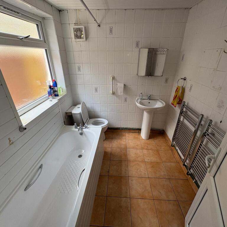rooms picture