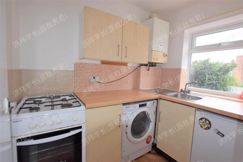 318a Barlow Moor Rd公寓