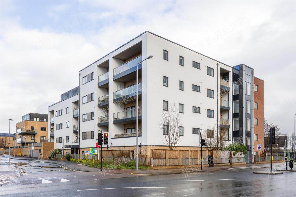 1 Thornbury Wy公寓