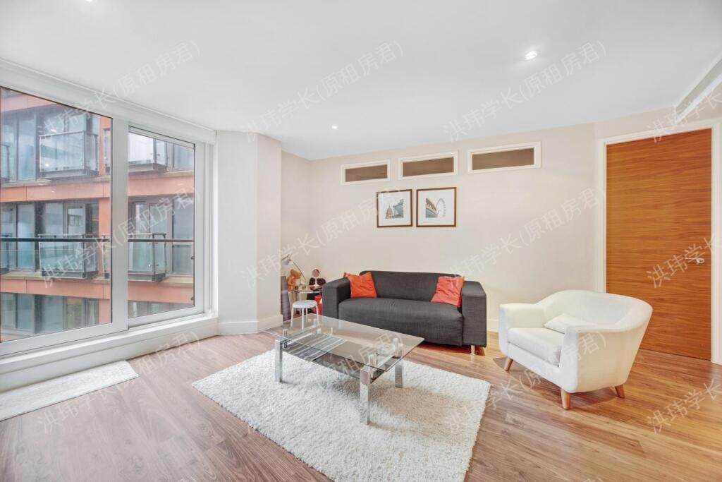 Peninsula Apartments公寓