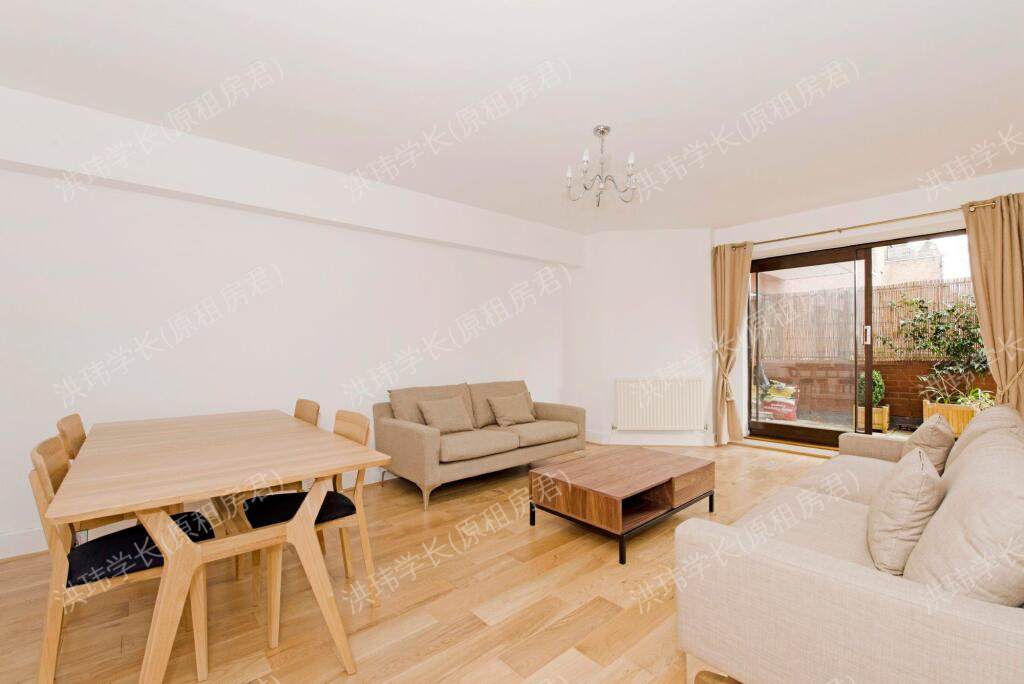 Cedarland Court公寓