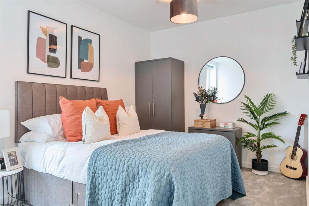 rooms picture