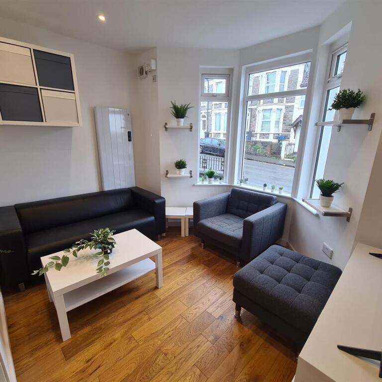 rooms picture