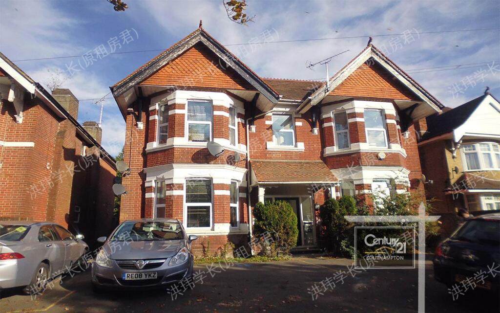 107 Portsmouth Rd公寓