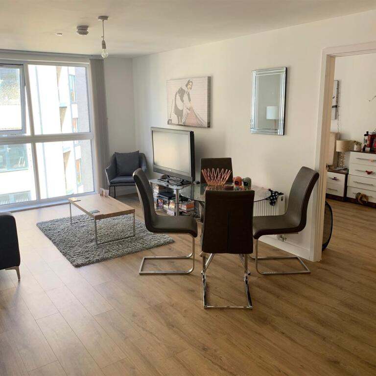 rooms picture