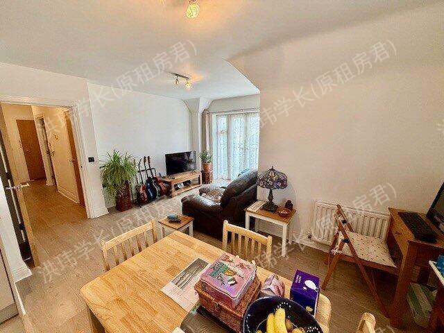 rooms picture
