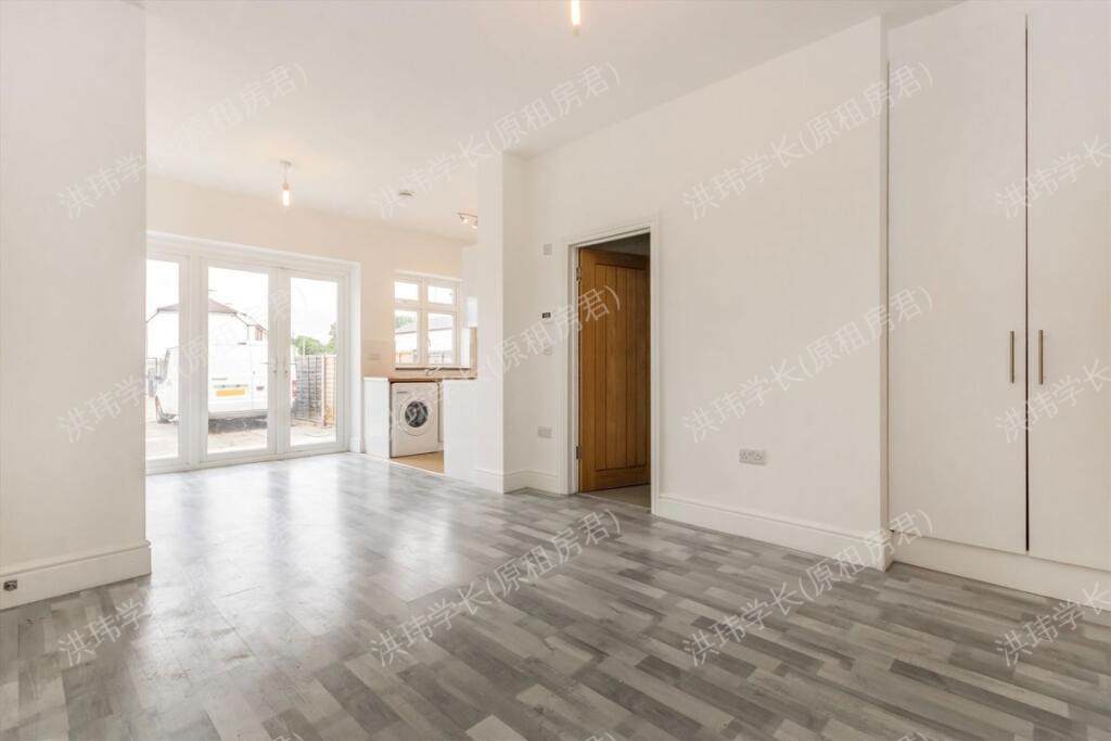 14B Tolworth Rise S公寓
