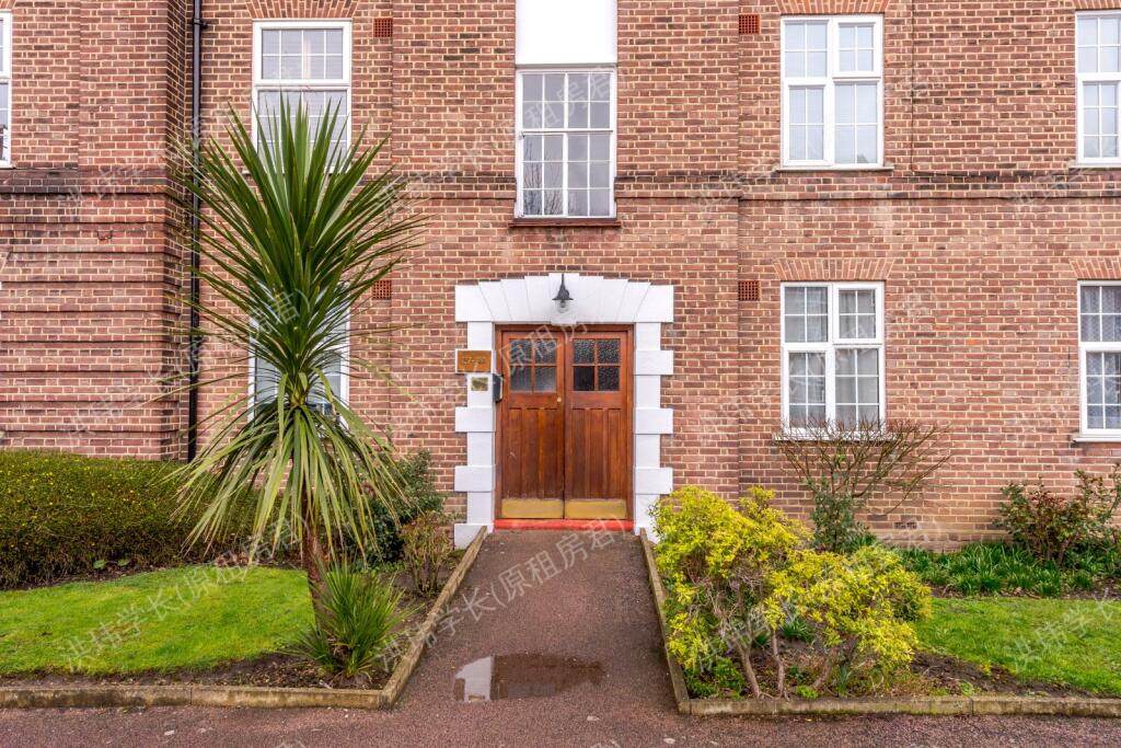 84 Birkenhead Ave.公寓