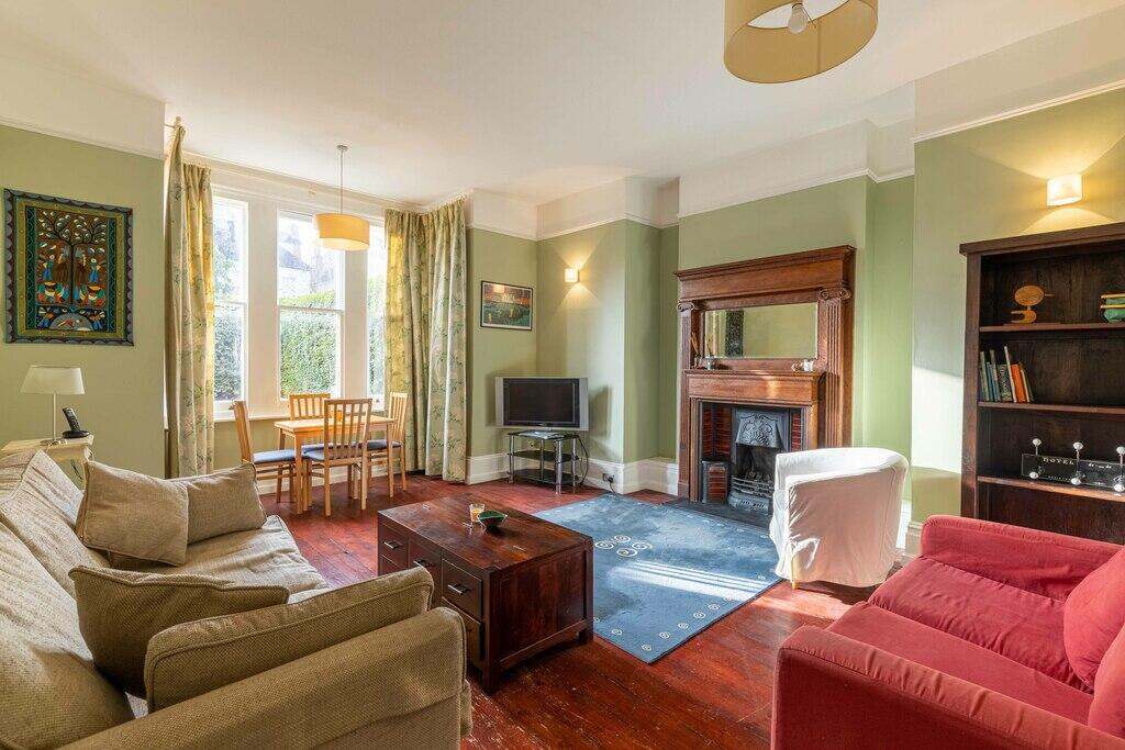 rooms picture