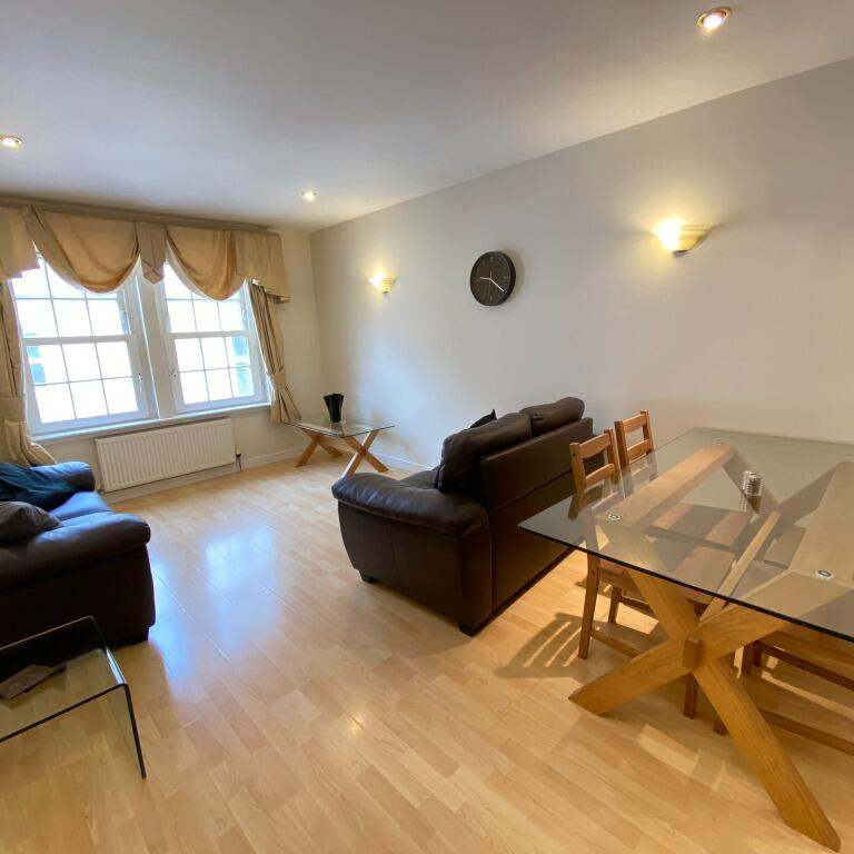 rooms picture