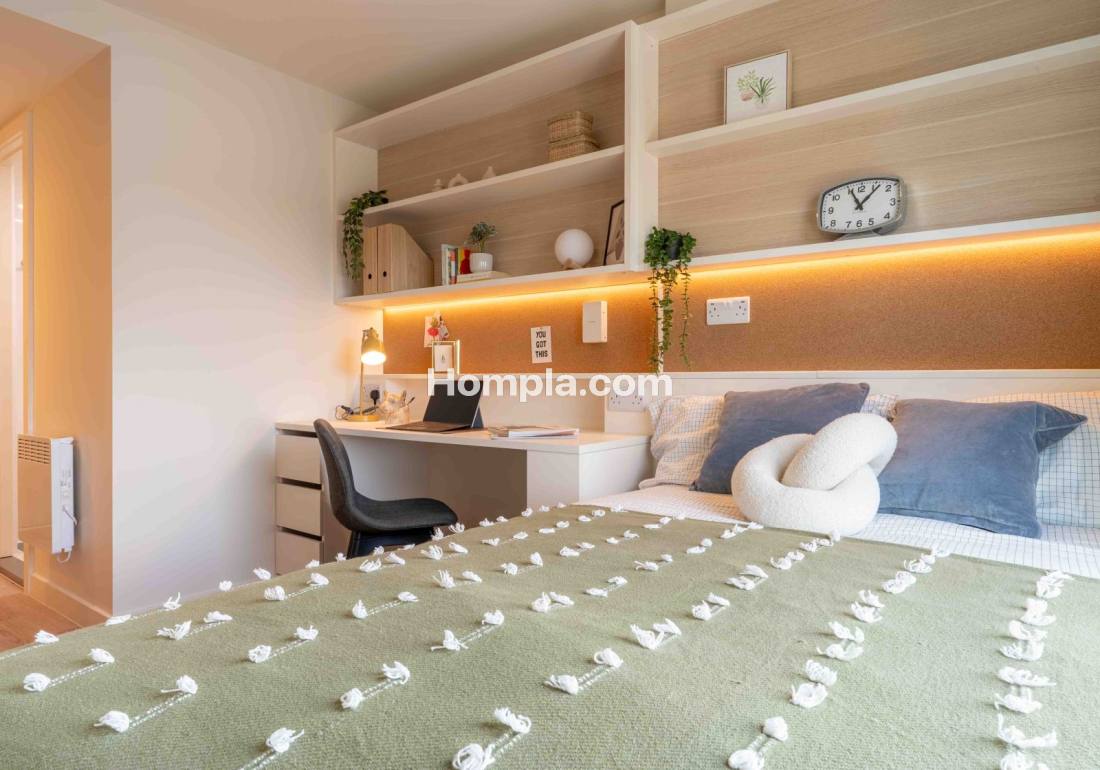 iQ Cullen House apartment
