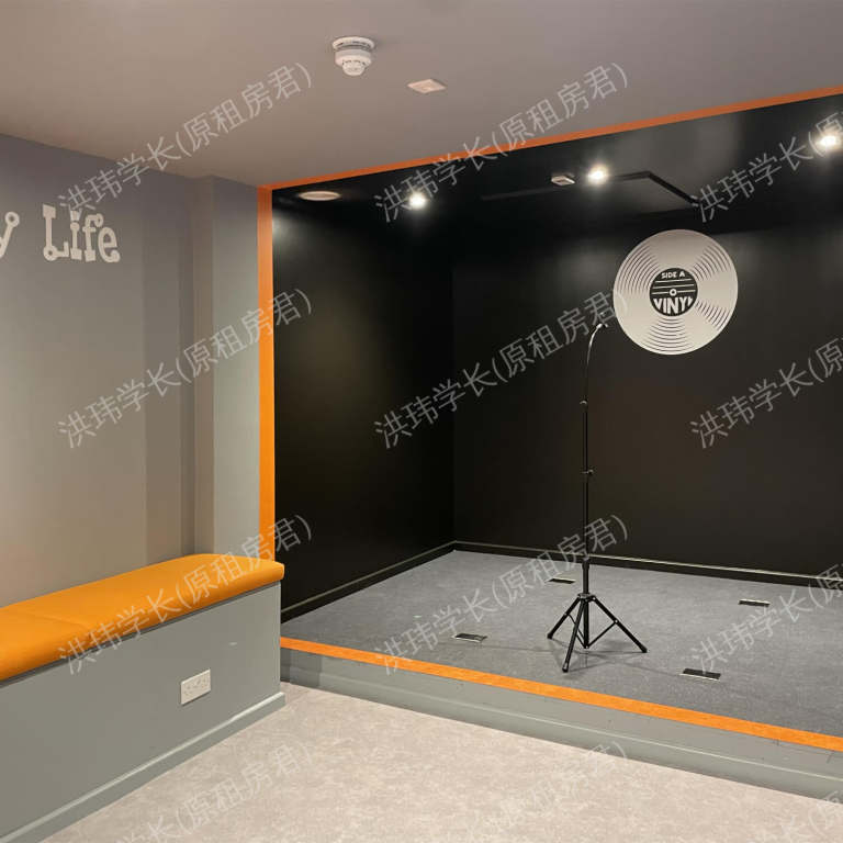 rooms picture