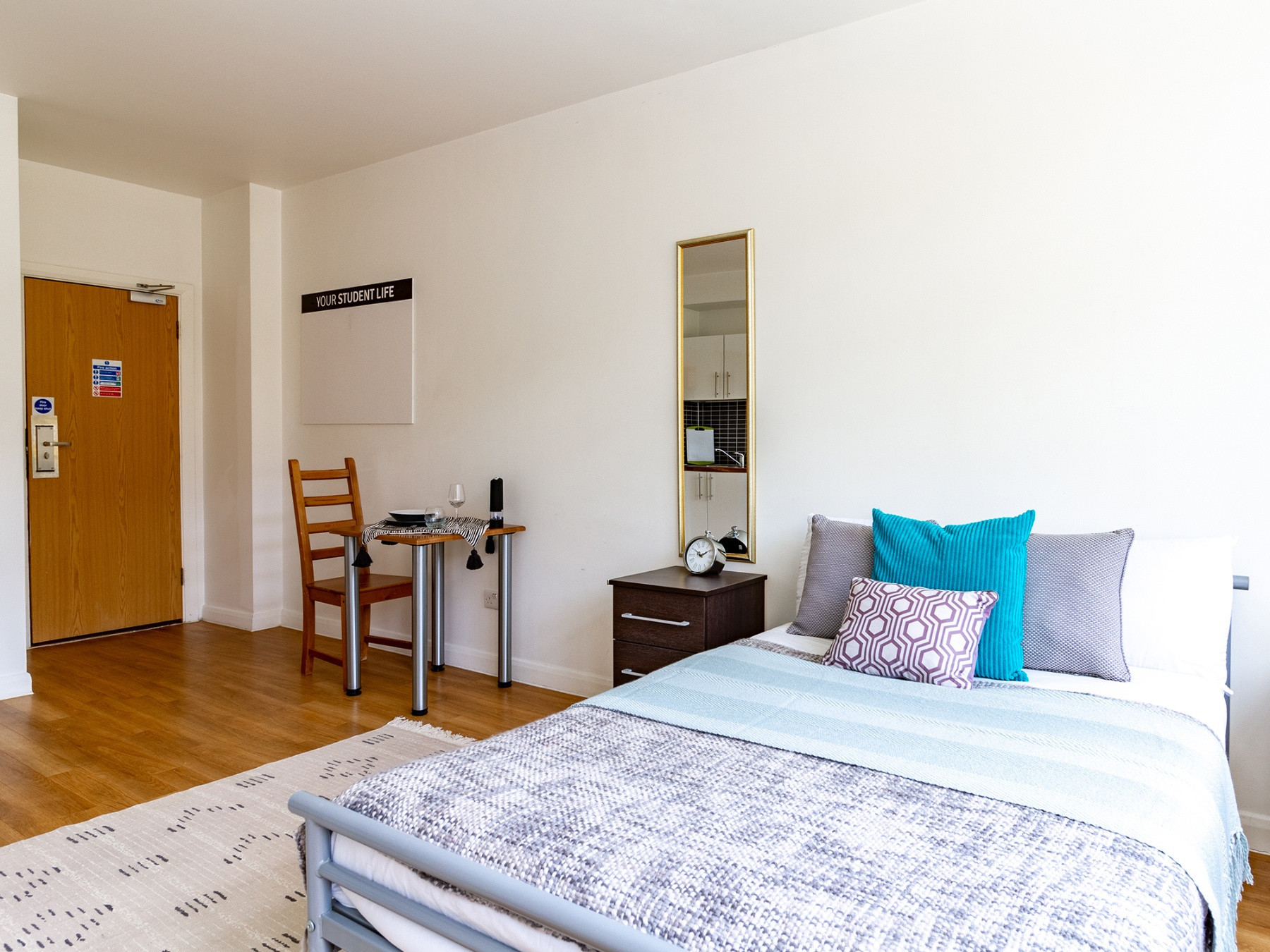 room picture