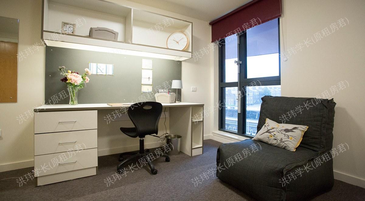rooms picture
