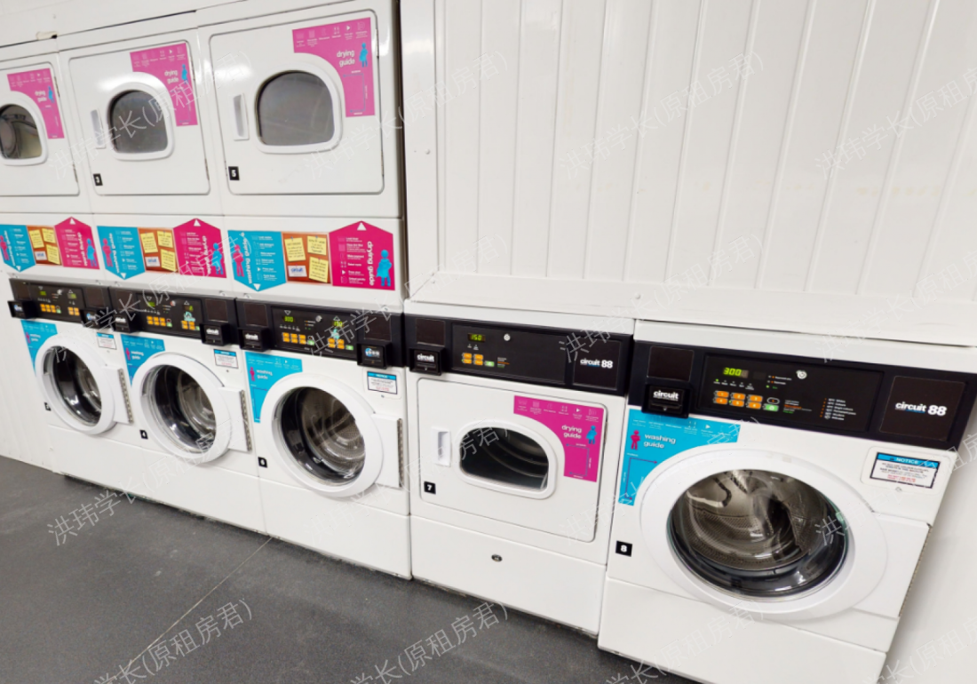 iQ Paris Gardens公寓