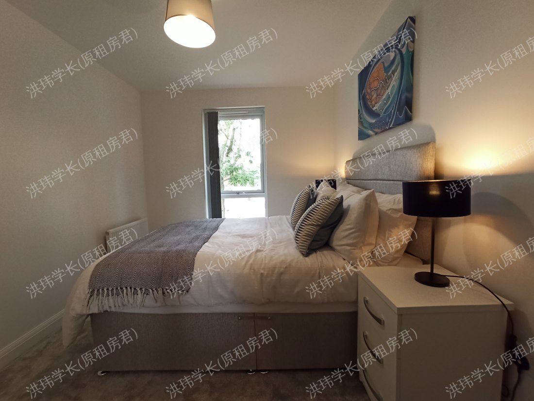 Charles Hope Apartments公寓