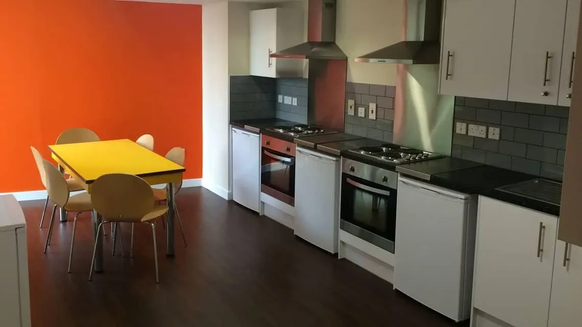 rooms picture