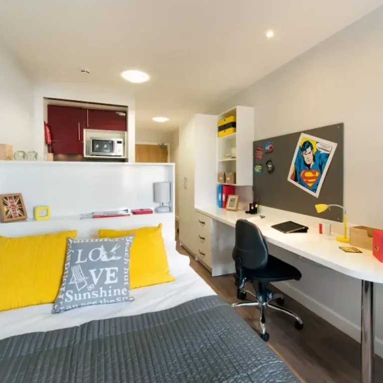 rooms picture