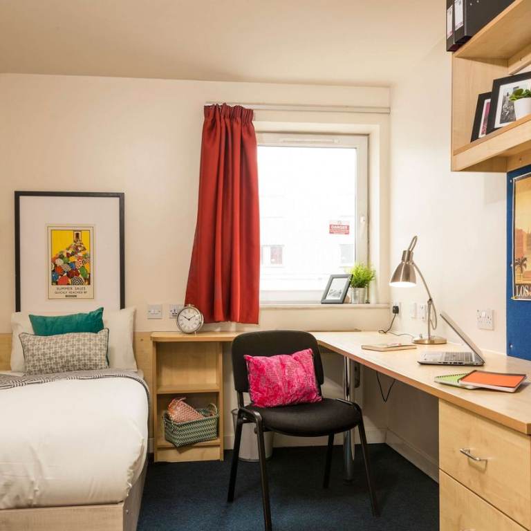 rooms picture
