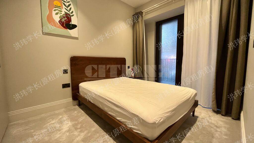 Discovery Dock Apartments East公寓