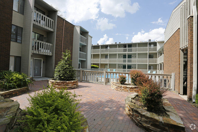 The Courtyard on Randolph公寓