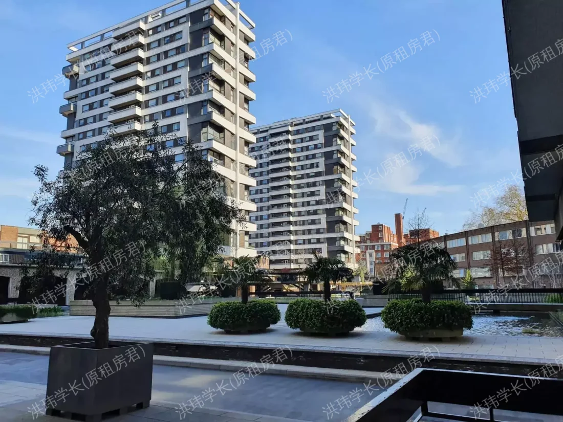 The Water Gardens公寓