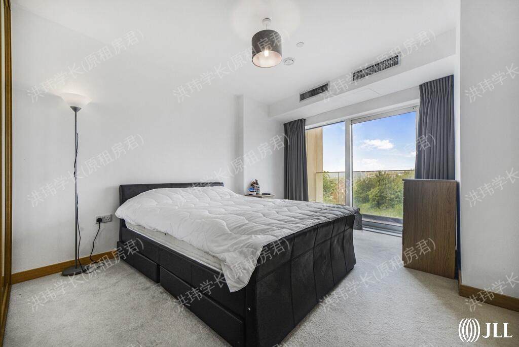 room picture