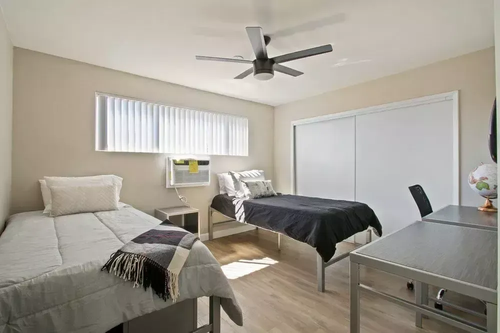 rooms picture