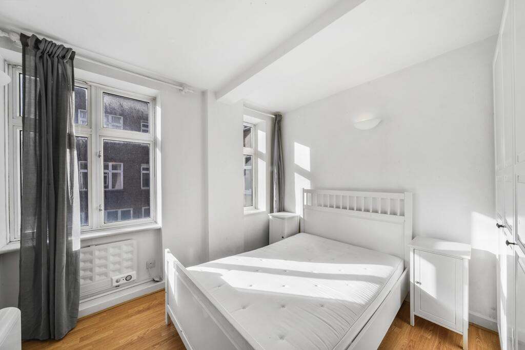 rooms picture