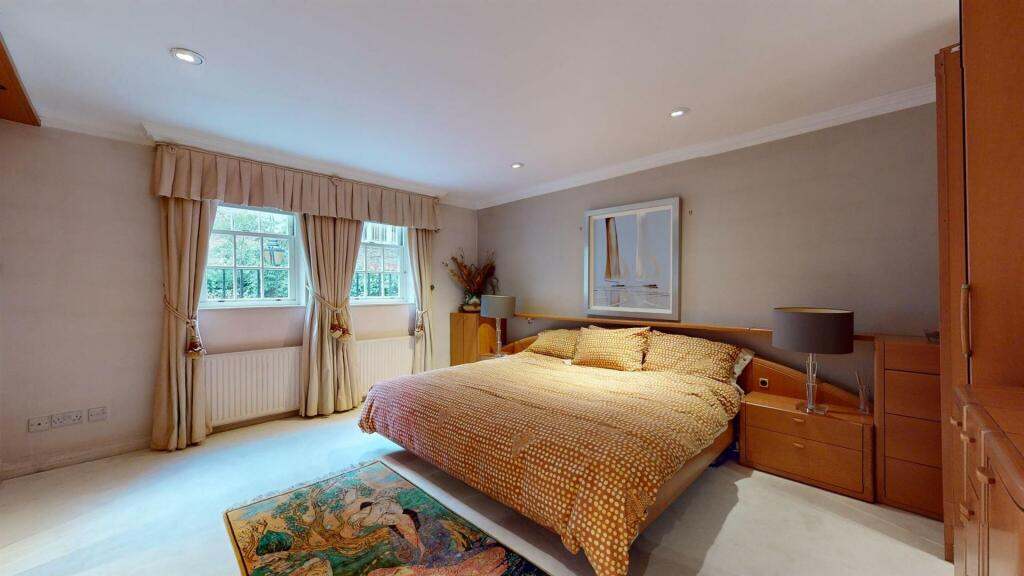rooms picture