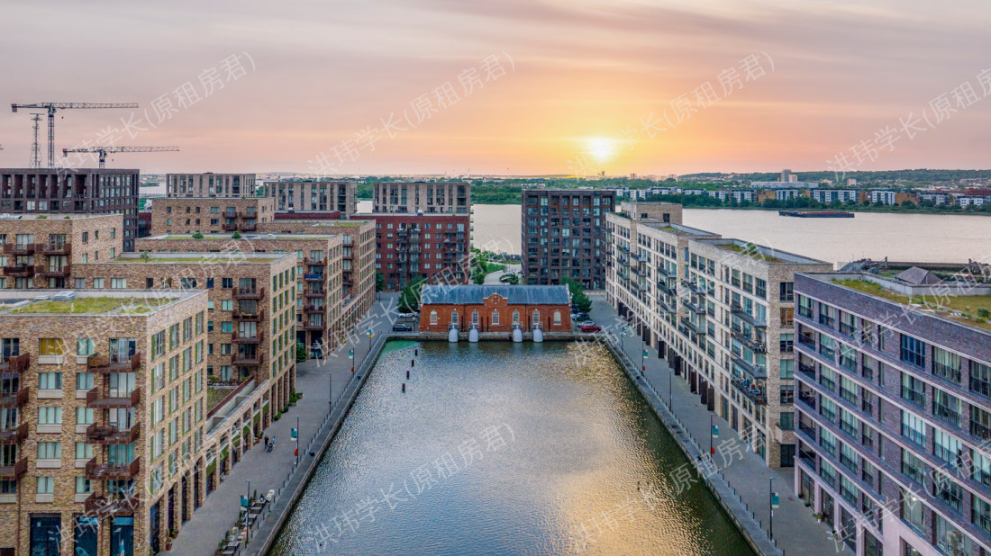 Royal Albert Wharf公寓