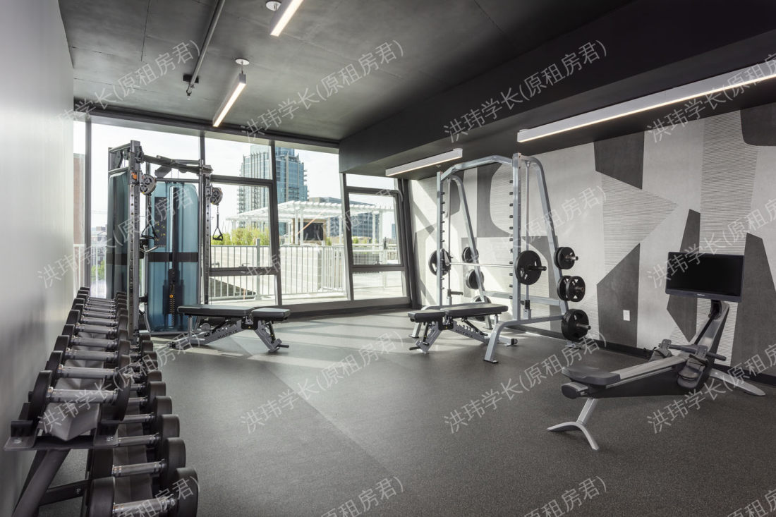 100 Above the park公寓