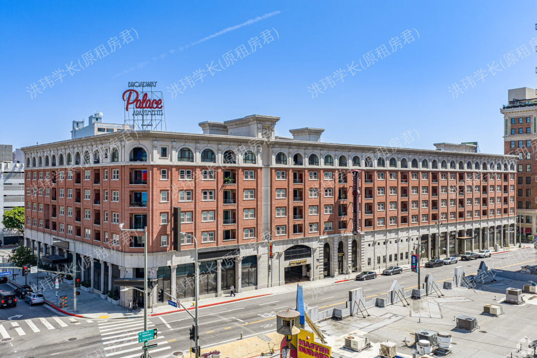 Broadway Palace Apartments公寓