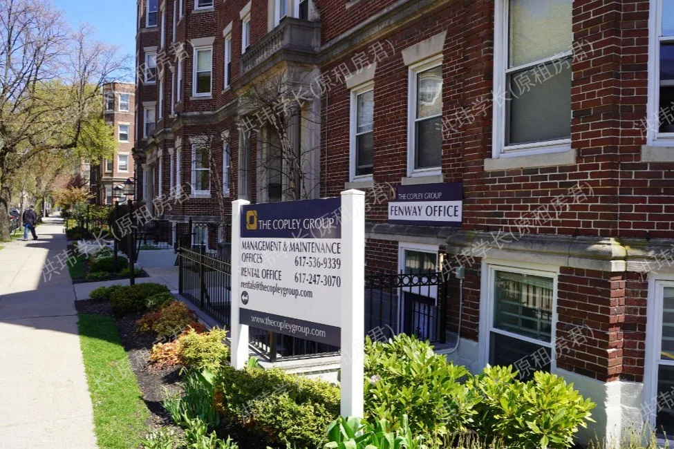 98-106 Queensberry Street公寓
