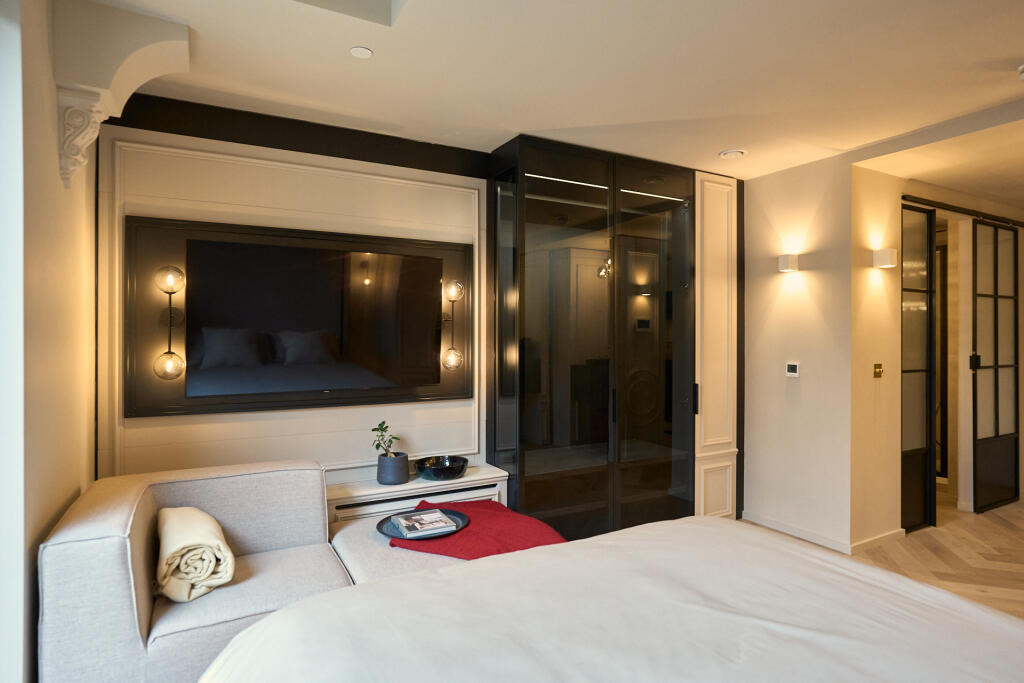 room picture