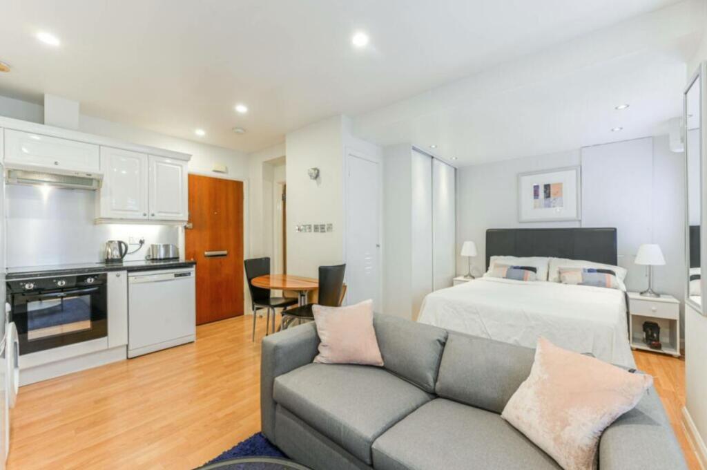 room picture