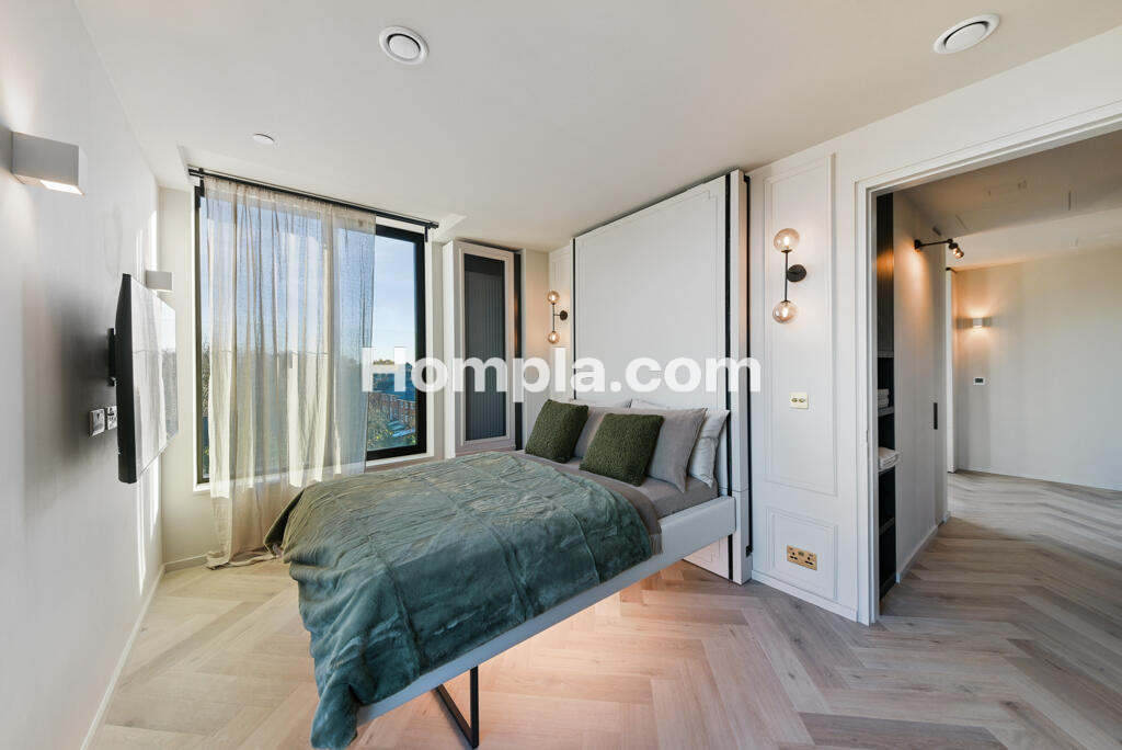 room picture
