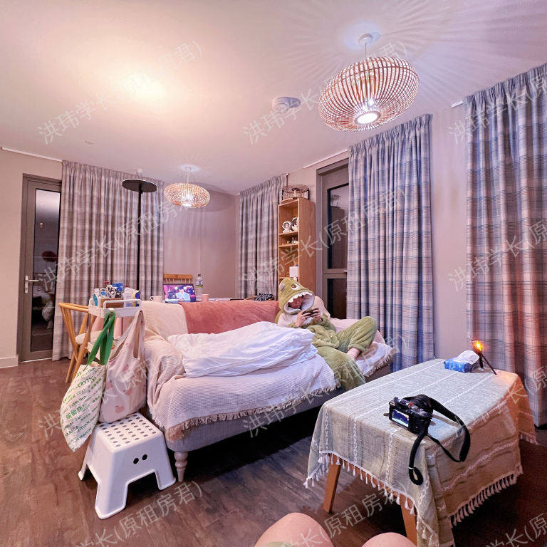 rooms picture