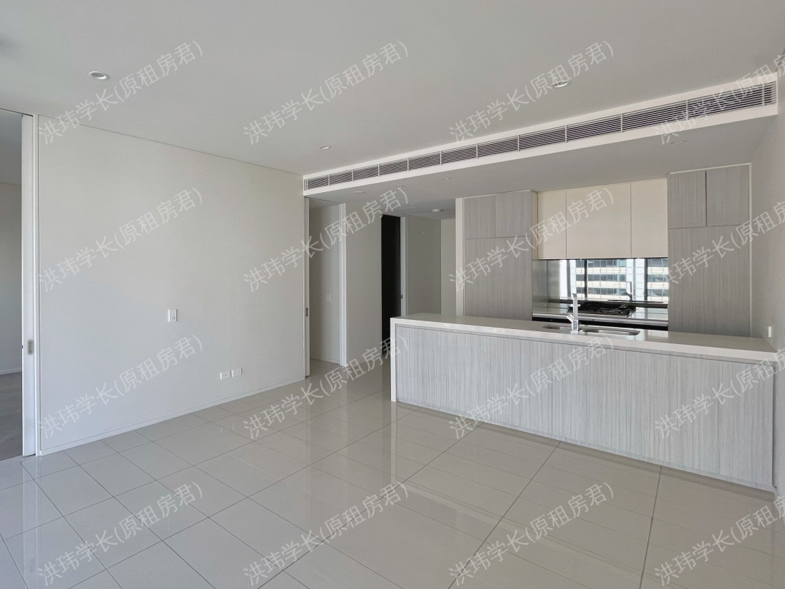 161 Clarence Street公寓