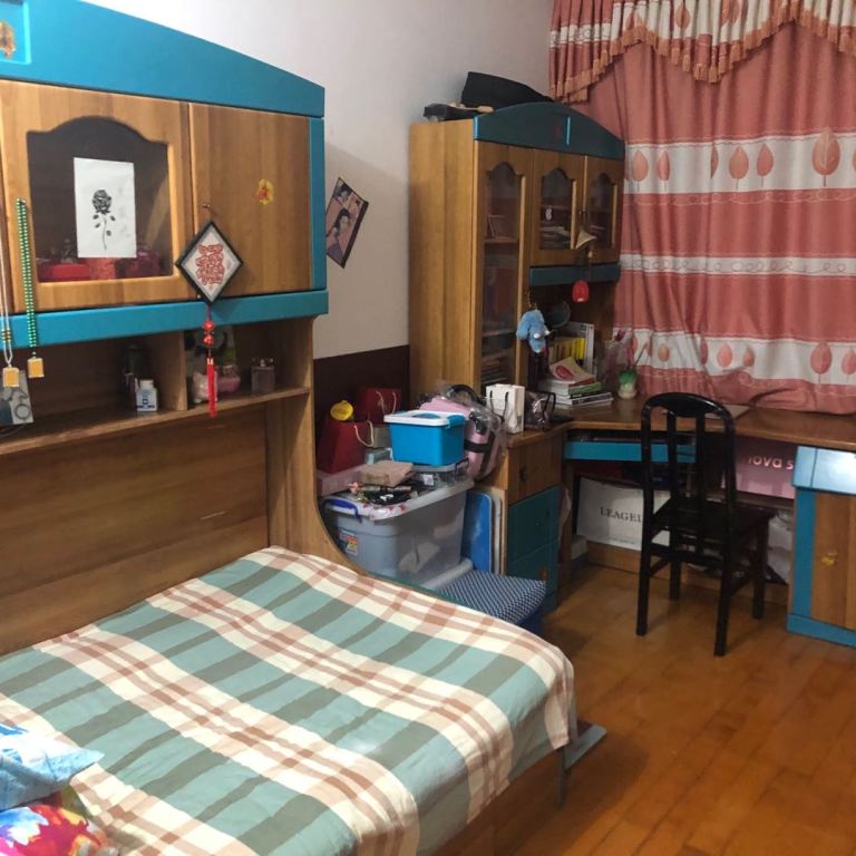 rooms picture