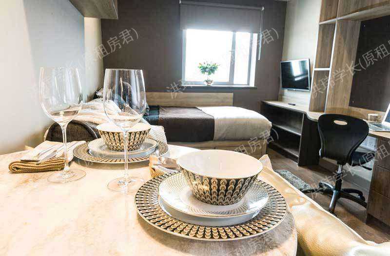 rooms picture