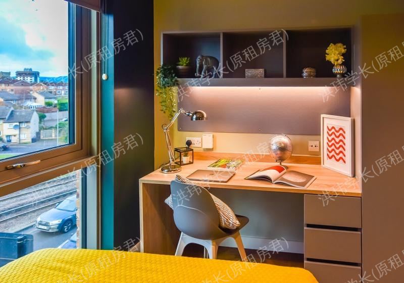 rooms picture