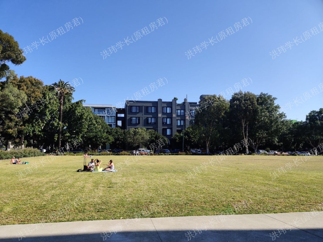 54 Rosebery Av公寓