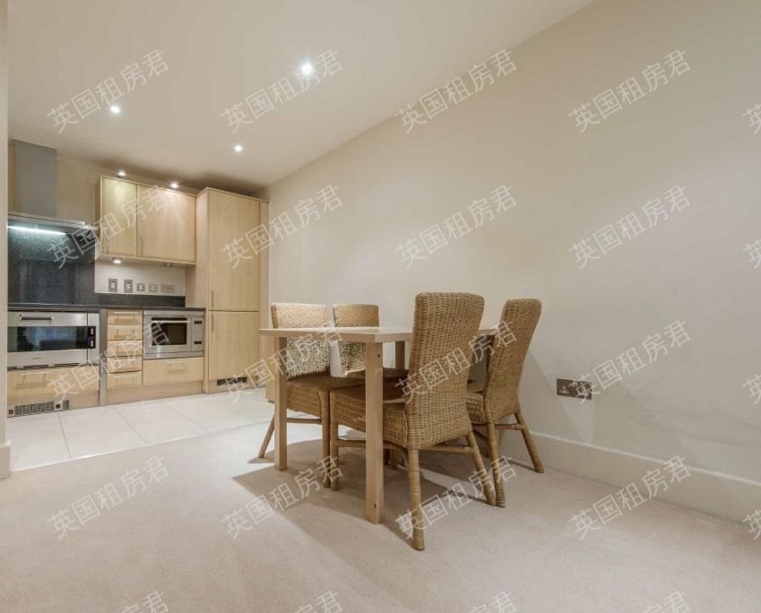 348 Flagstaff House公寓