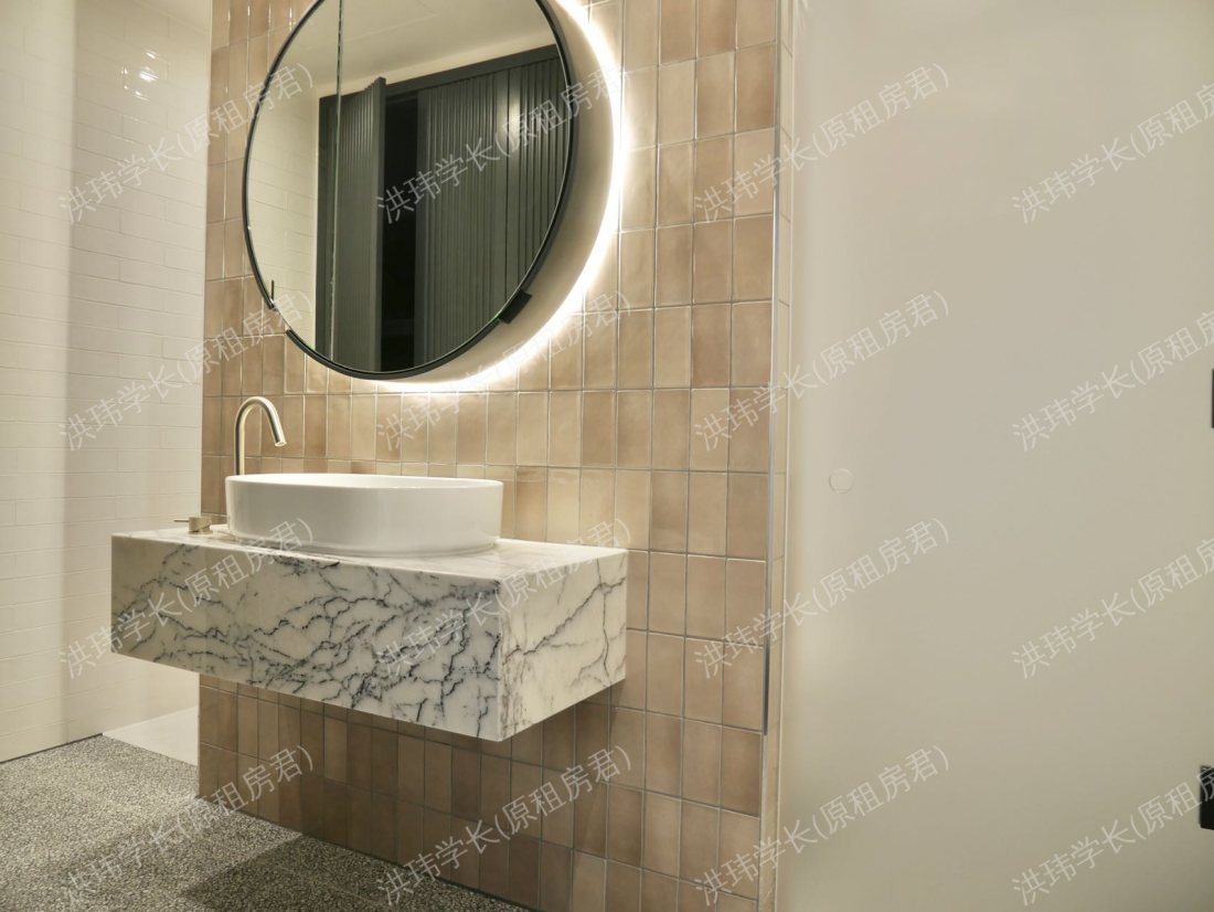 Embassy Garden公寓