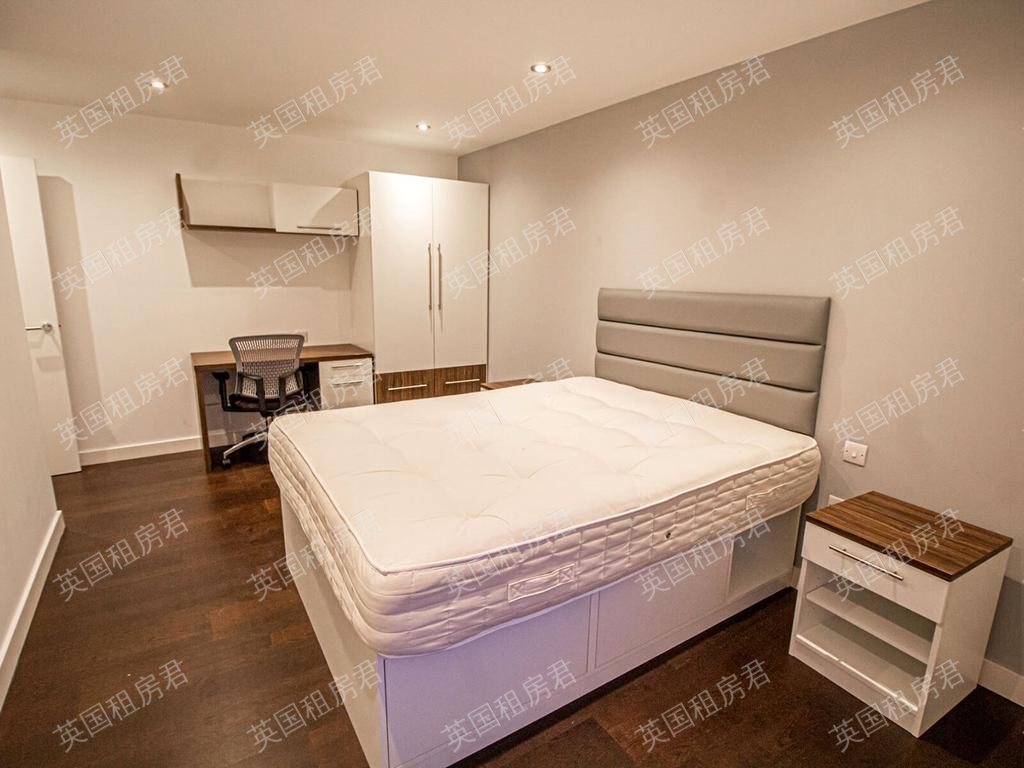 Park Square Residence公寓
