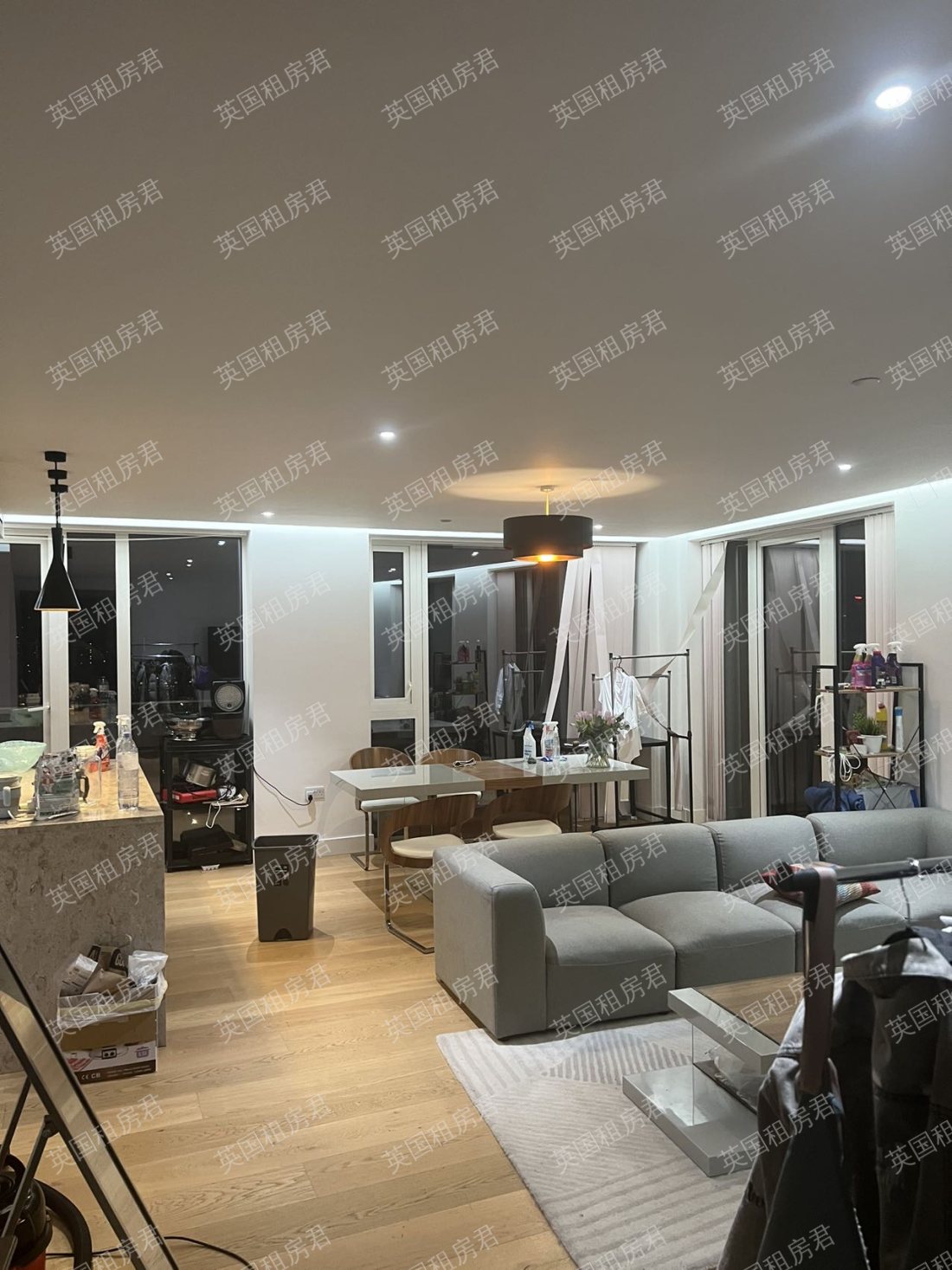 Admiralty House公寓